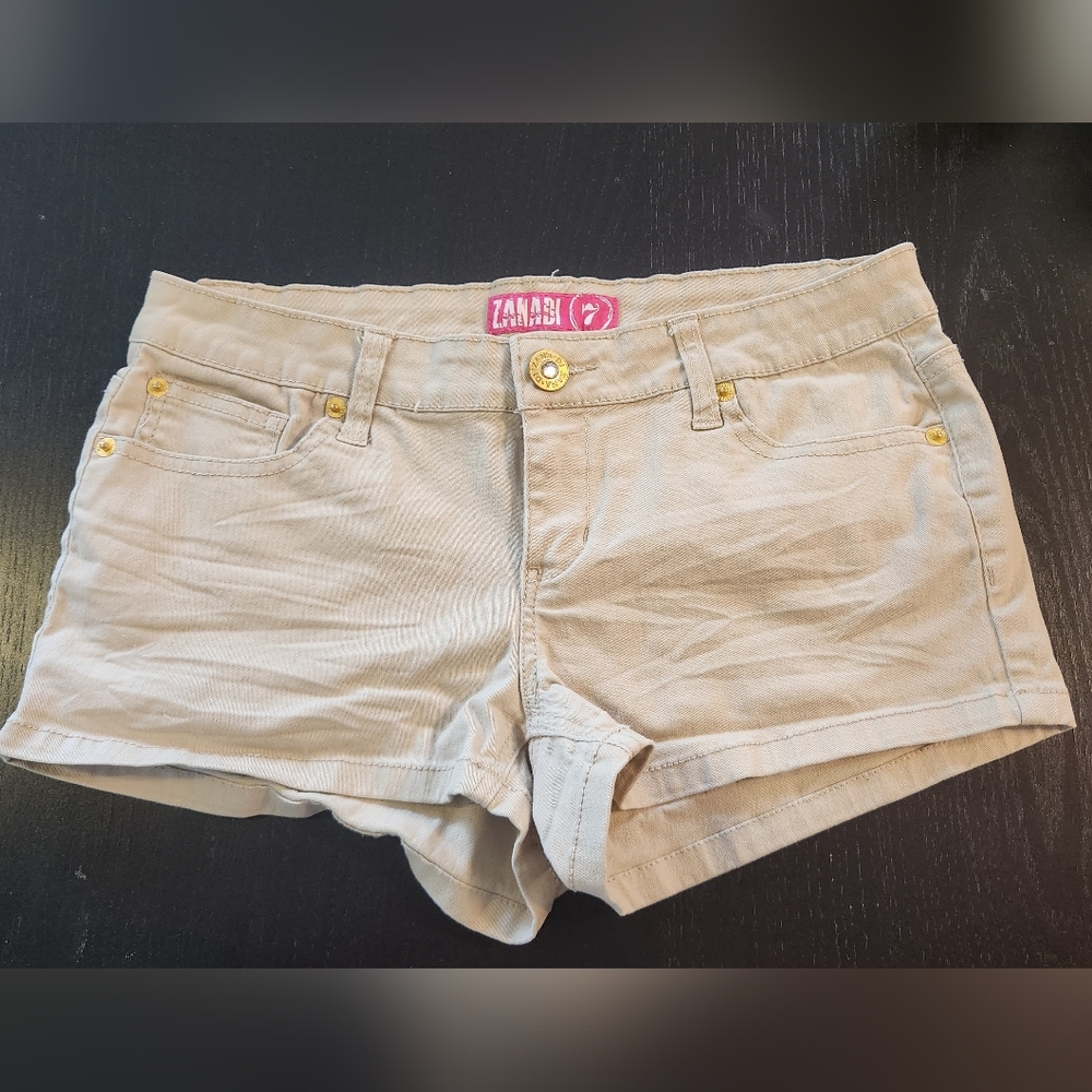 Zanadi Tan Khaki Shorts Size 7